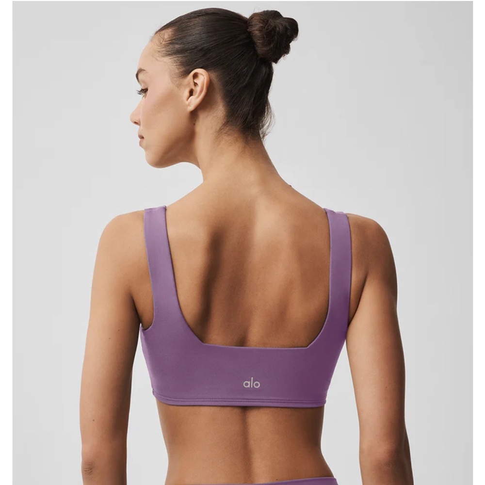 Alo yoga ALO Softsculpt Precision Bra, Plum Kiss - Picture 2 of 3